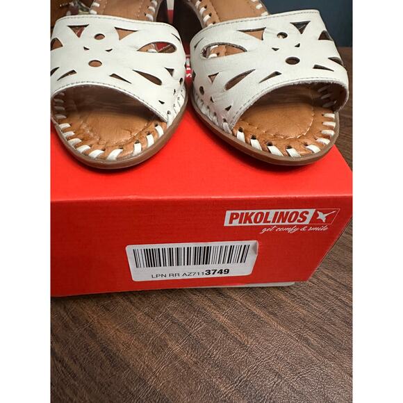 Pikolinos  Melilla Doe Cut Leather Sandals Flate Heel Buckle Closure Size 39 - Picture 5 of 8